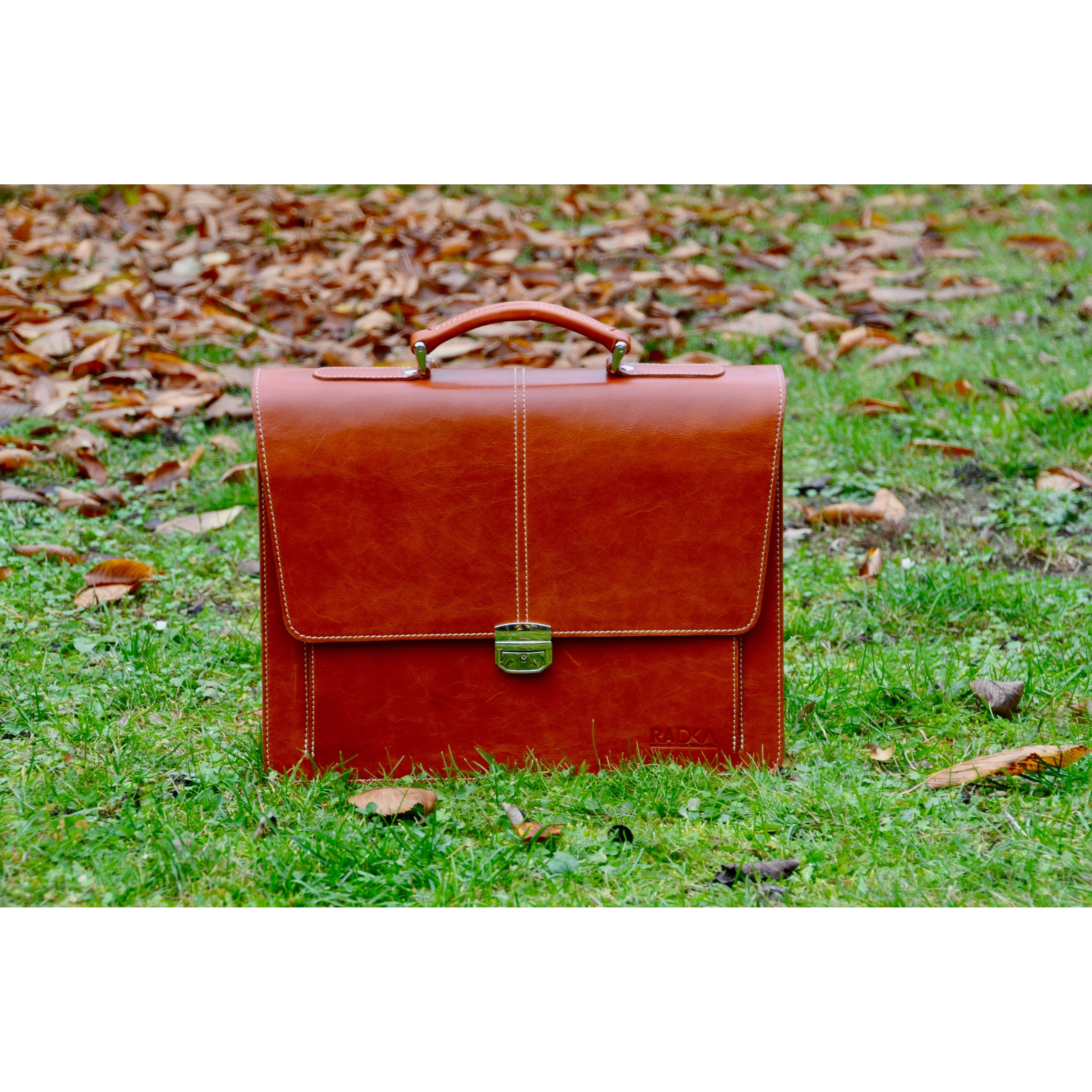 Handmade Italian Leather Briefcase for Men - Radka Sillerova Atelier