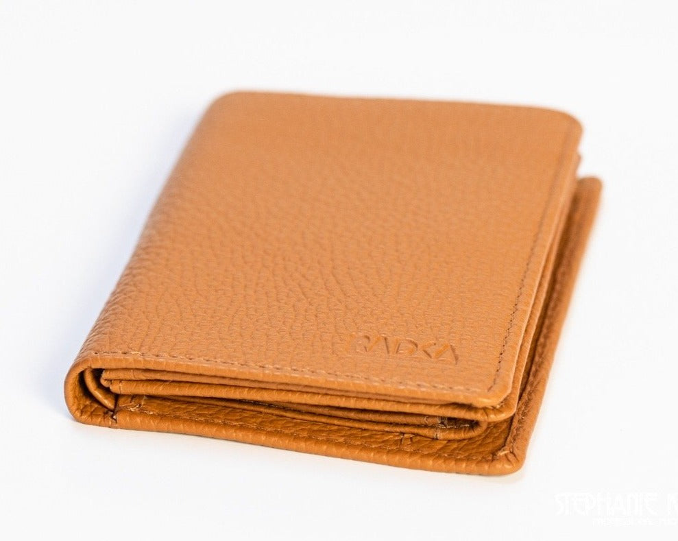 Handmade Leather Wallet for Men – Elegant, Functional & Built to Last - Radka Sillerova Atelier 