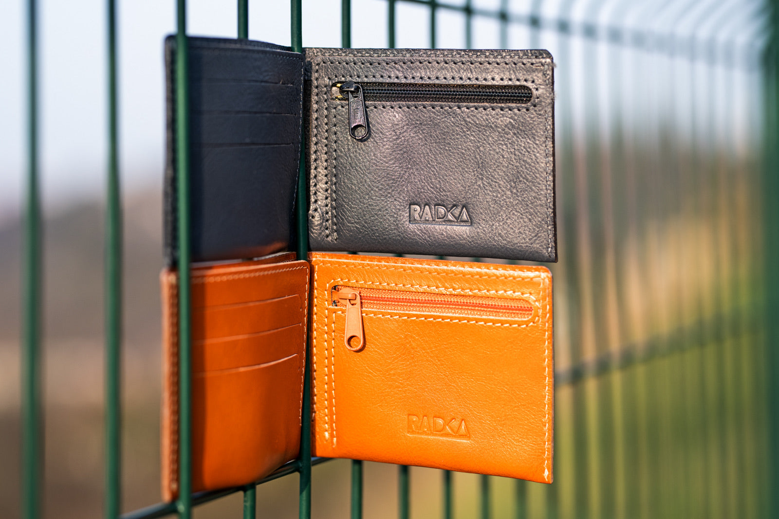 Handmade Bifold Leather Wallet for Men with Coin & Card Compartments - Radka Sillerova Atelier 